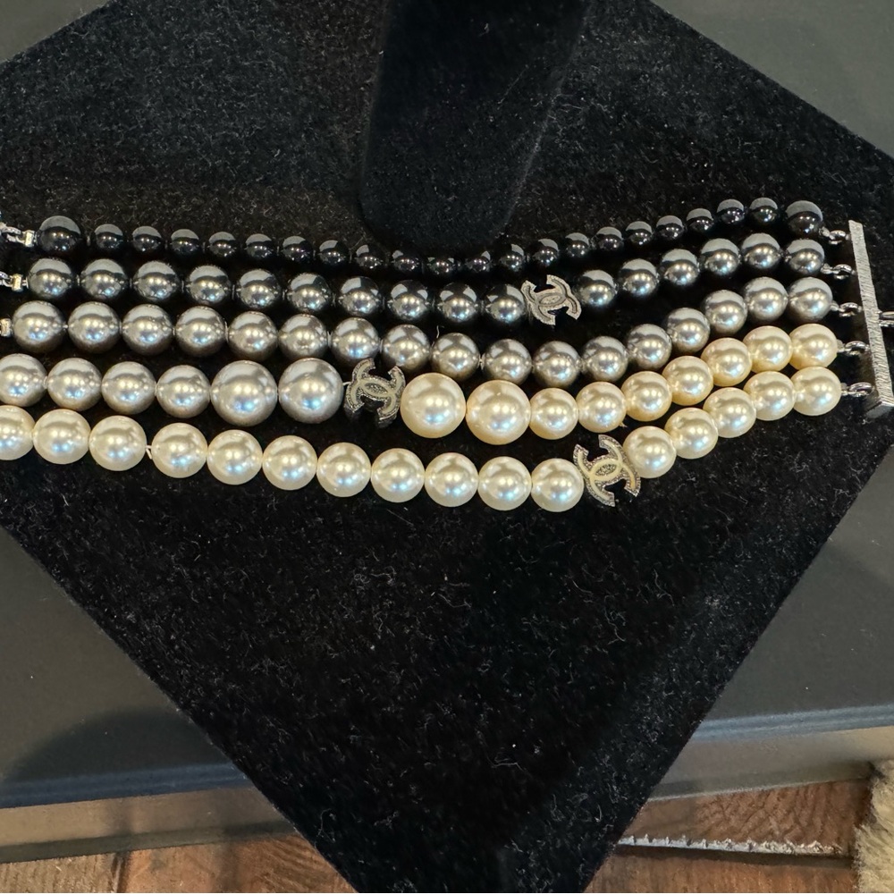 Chanel CC multistrand faux pearl bracelet authentic + box EUC gray black white